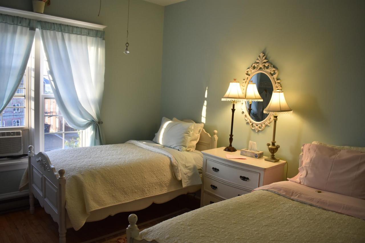 King George B&B Miramichi Exterior photo
